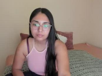 luana_lean webcam model stream image
