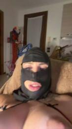 ItsNaomi webcam model stream image