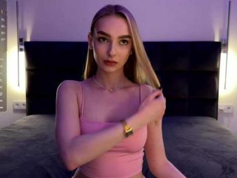 DiamondLily webcam model stream image