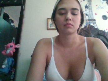 trianabell webcam model stream image