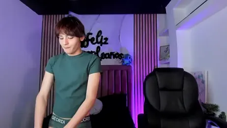 MathiasGreen_ webcam model stream image