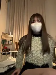 MOEMOE-Q webcam stripchat model stream image