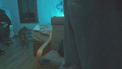 Uriel_23 webcam model stream image