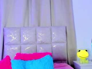 aliyah-sweet webcam model stream image