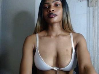Ceecee webcam bongacams model stream image