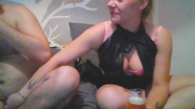 JulieLenny webcam cam4 model stream image