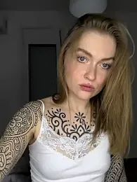 Goldi159 webcam model stream image