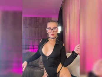 FreyaGreen webcam bongacams model stream image