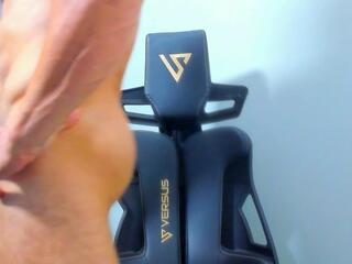 Brad Leon webcam model stream image