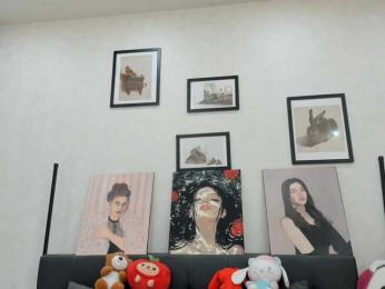 dolly-ll webcam model stream image