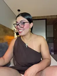 zui_lu webcam stripchat model stream image