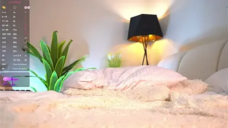 MiaBanger webcam model stream image