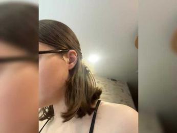 Yanchs webcam model stream image