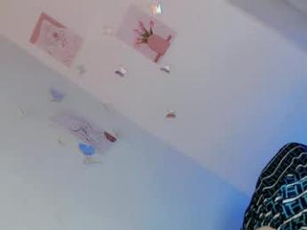 one_sweet_day18 webcam model stream image