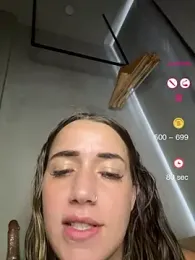 baadievino webcam model stream image