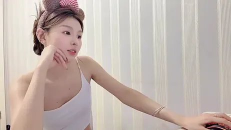 Rice_Y webcam stripchat model stream image