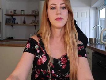 stripmequick webcam model stream image