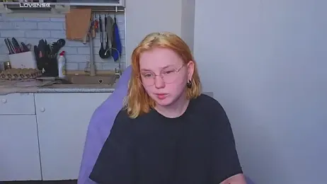 soft_focus webcam model stream image