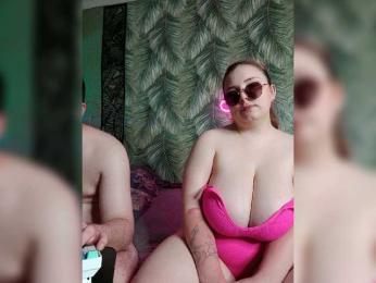 Red-rooms webcam model stream image