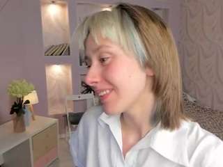 maechesser webcam model stream image