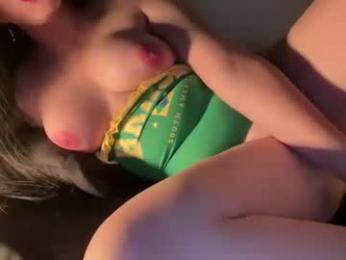 bonnettbonett webcam model stream image