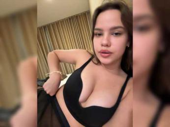 KissKissss webcam model stream image