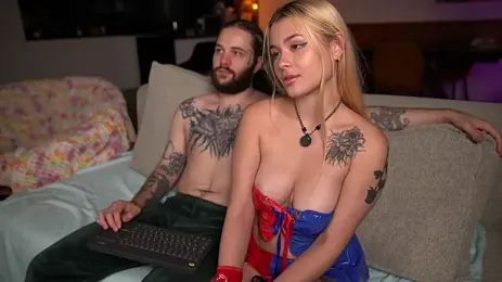 SashaHoneyVice webcam model stream image