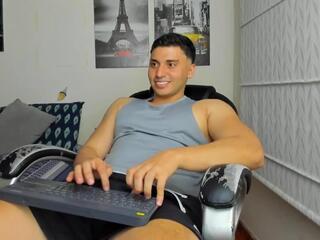 Aron Lake webcam flirt4free model stream image