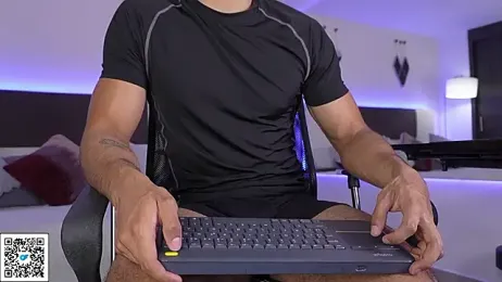 DanteeStone webcam model stream image