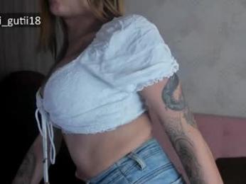 danii_rose webcam chaturbate model stream image