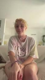 Emy_2002 webcam model stream image
