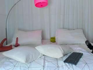 tinawayne webcam model stream image
