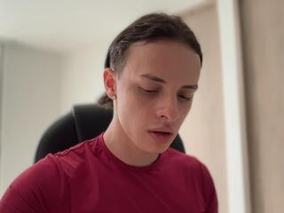 Walker Brown webcam model stream image
