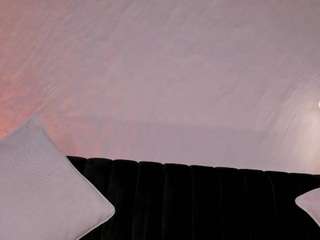 meganwest webcam model stream image