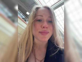 LiiBaby webcam bongacams model stream image