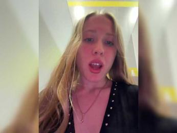 LiiBaby webcam bongacams model stream image