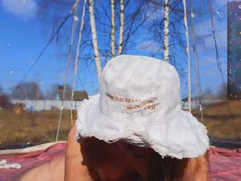 misss-vikki webcam model stream image