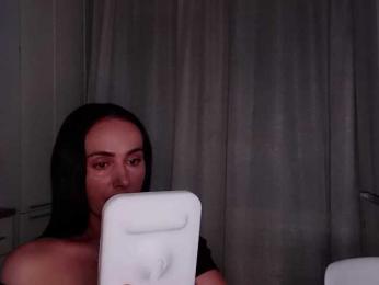 MILEEDI webcam bongacams model stream image