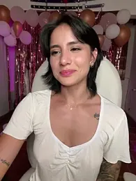 Ale_Lewis webcam model stream image
