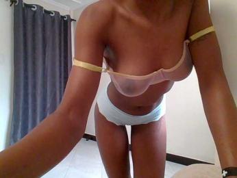 Pinky09 webcam model stream image
