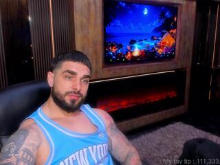 Carlosz Azizz webcam model stream image