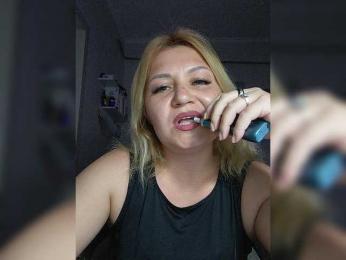 CosandraMix webcam model stream image
