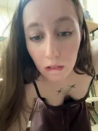 FroggyAnna webcam model stream image