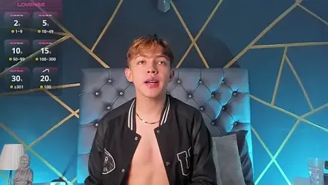 Lian_Miller1_ webcam stripchat model stream image