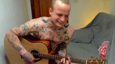 Layneinchains webcam model stream image