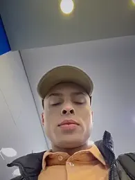 Eros_lee webcam stripchat model stream image