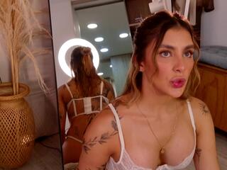 Mia Brooklyn webcam flirt4free model stream image