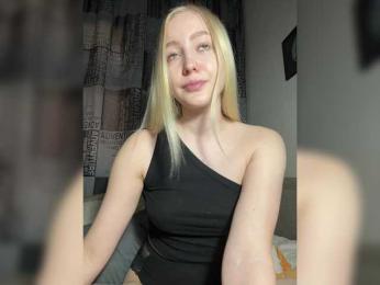 BLONDINO4KA webcam model stream image