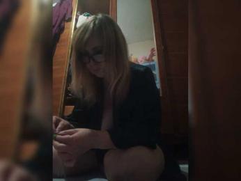 Alina1965 webcam preview
