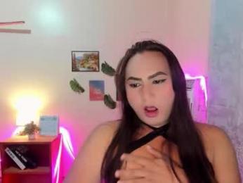 hellashaven webcam model stream image